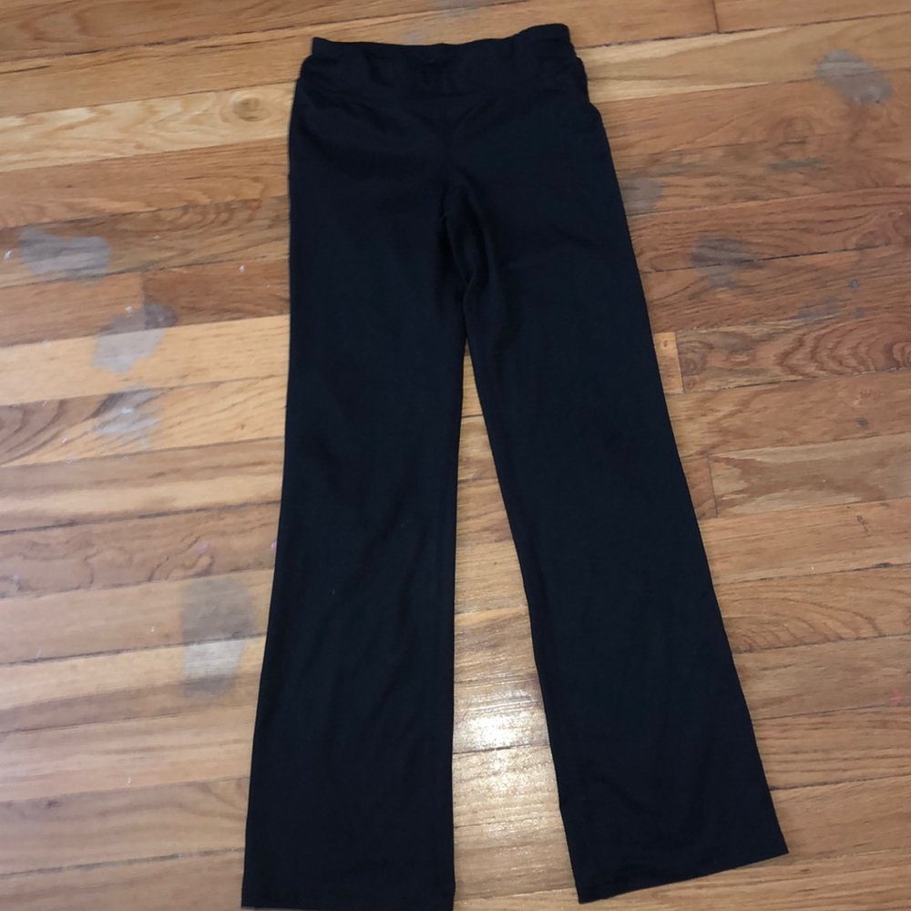 Girls black leggings (Size M)